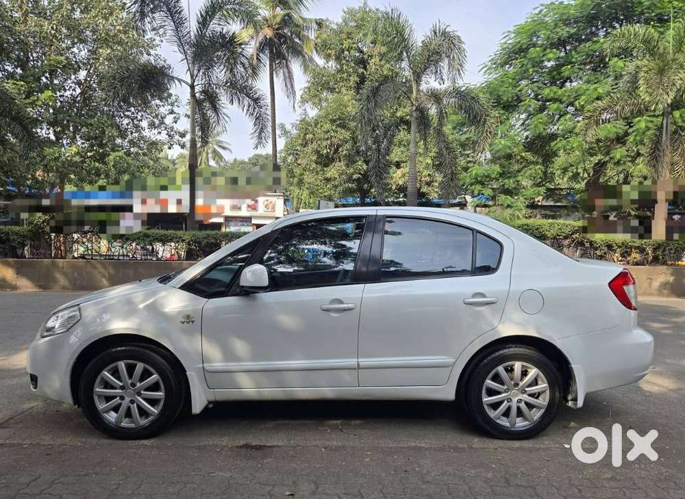 Maruti Suzuki Sx4 Zxi Mt Bsiv, 2012, Petrol