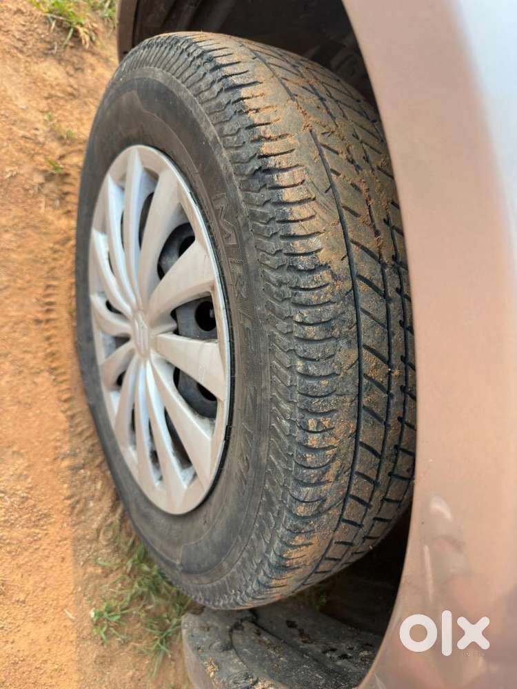 Maruti Suzuki Swift 2016 Petrol 90000 Km Driven