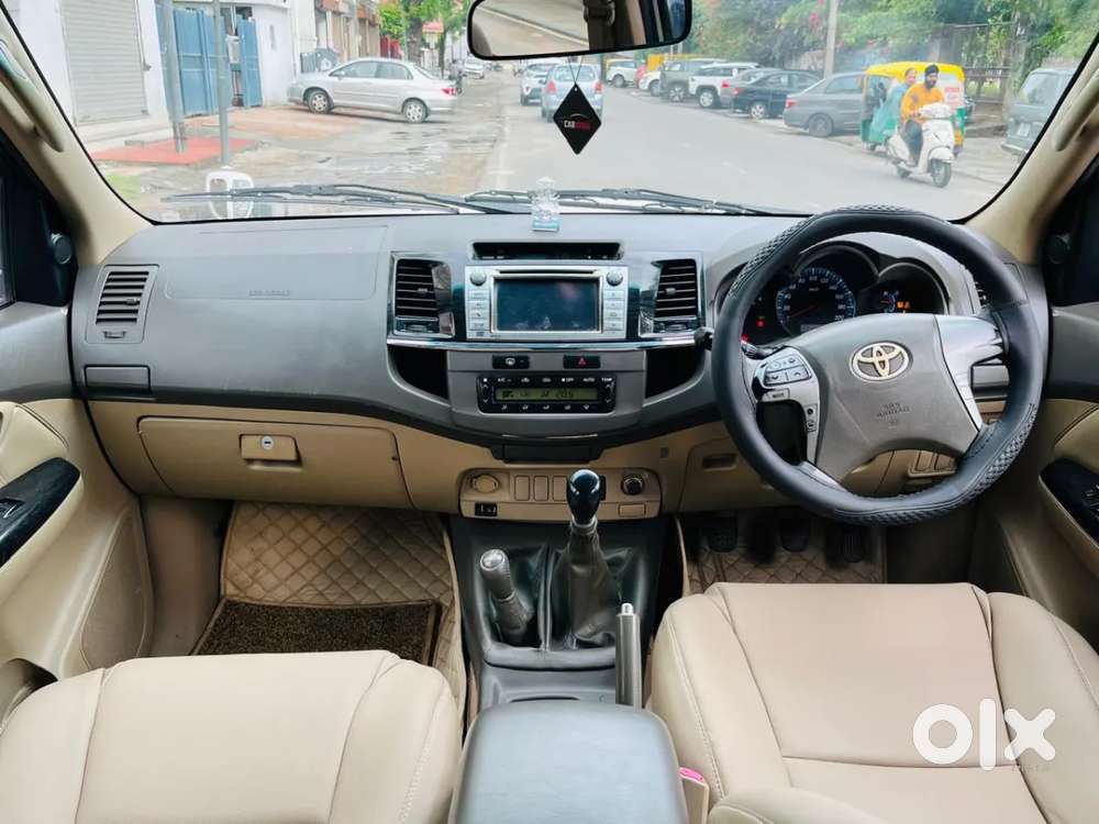 Toyota Fortuner 3.0 4x4 Manual, 2012, Diesel