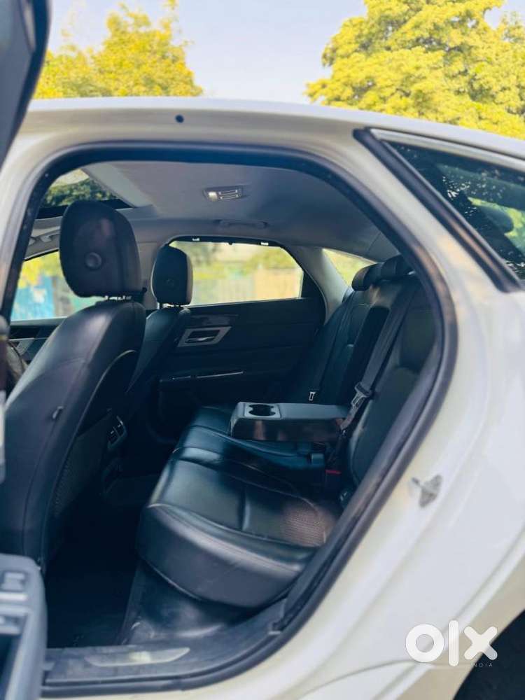 Jaguar Xf 2.0 Petrol Prestige, 2019, Petrol