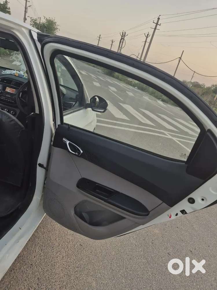 Tata Tiago 2018 Petrol 38085 Km Driven