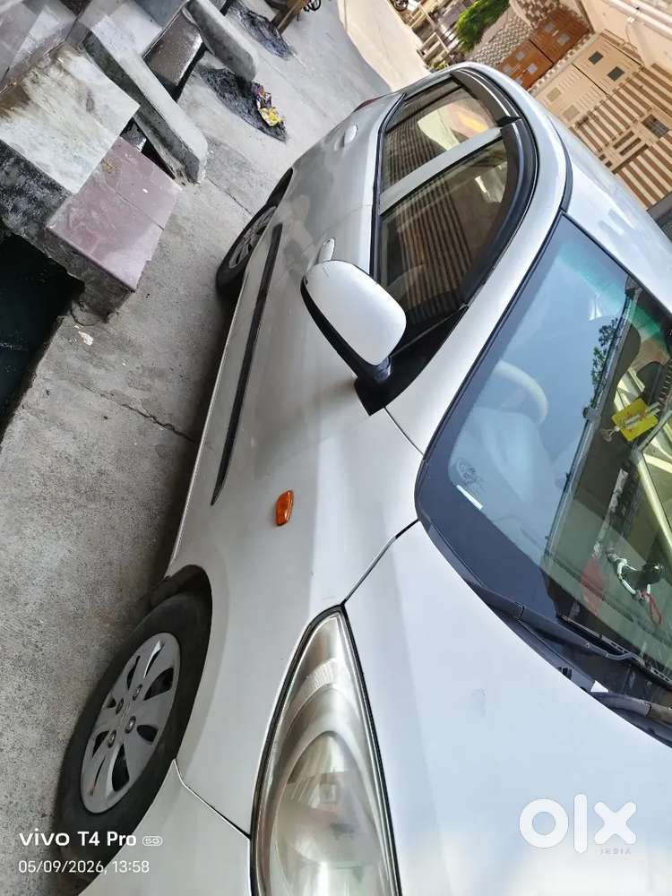 Hyundai I10 2011 Cng & Hybrids 121000 Km Driven