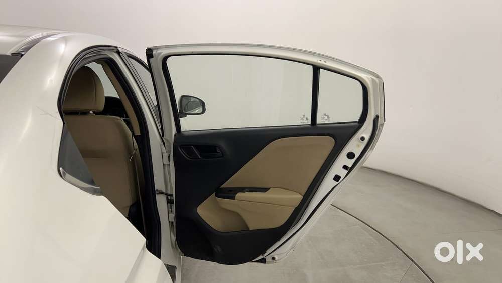 Honda City I-vtec Sv, 2015, Petrol