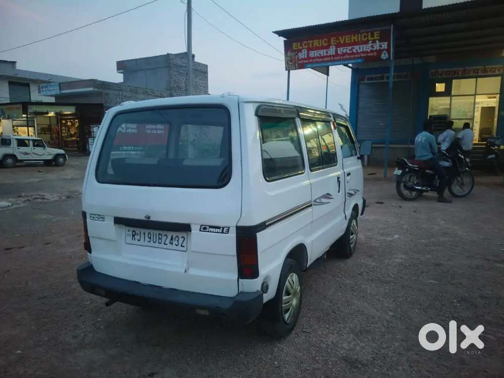 Maruti Suzuki ओमनी 1,60000