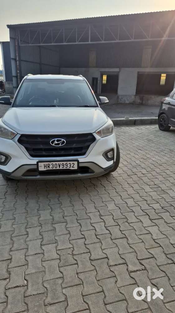 Hyundai Creta Anniversary 2019 Petrol+cng  Manual