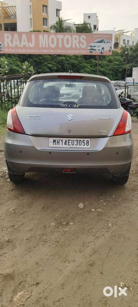 Maruti Suzuki Swift Vxi Optional, 2015, Petrol