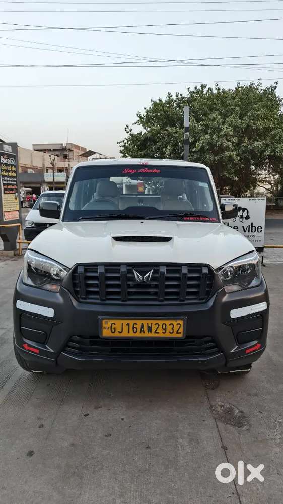 Mahindra Scorpio