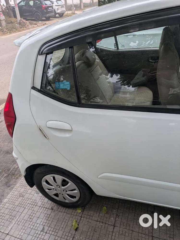 Hyundai I10 Sportz Petrol 2012