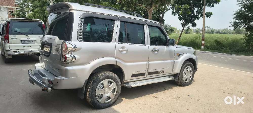 Mahindra Scorpio 1.99 S4 2017