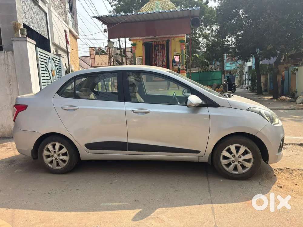 Hyundai Xcent 2015 Diesel Well Maintained