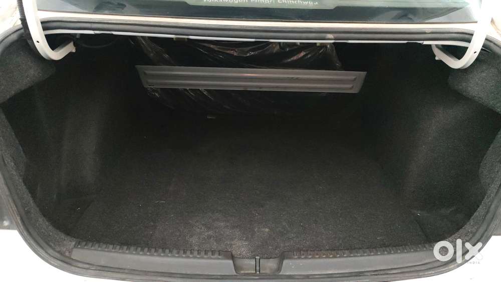 Volkswagen Vento 1.2 Highline Plus At 16 Alloy, 2017, Petrol