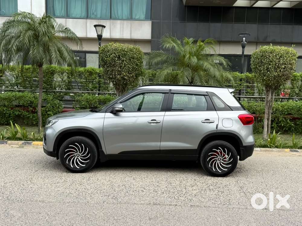 Maruti Suzuki Brezza 1.5 Vxi At Smart Hybrid, 2022, Petrol