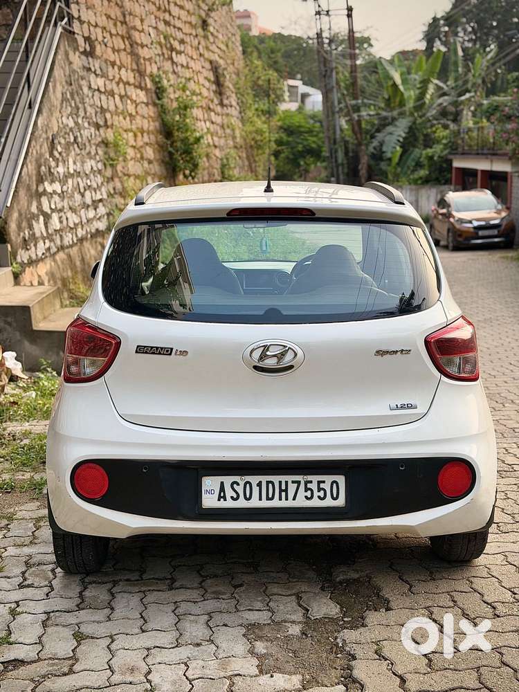 Hyundai Grand I10 Sportz1.2 Crdi, 2017, Diesel