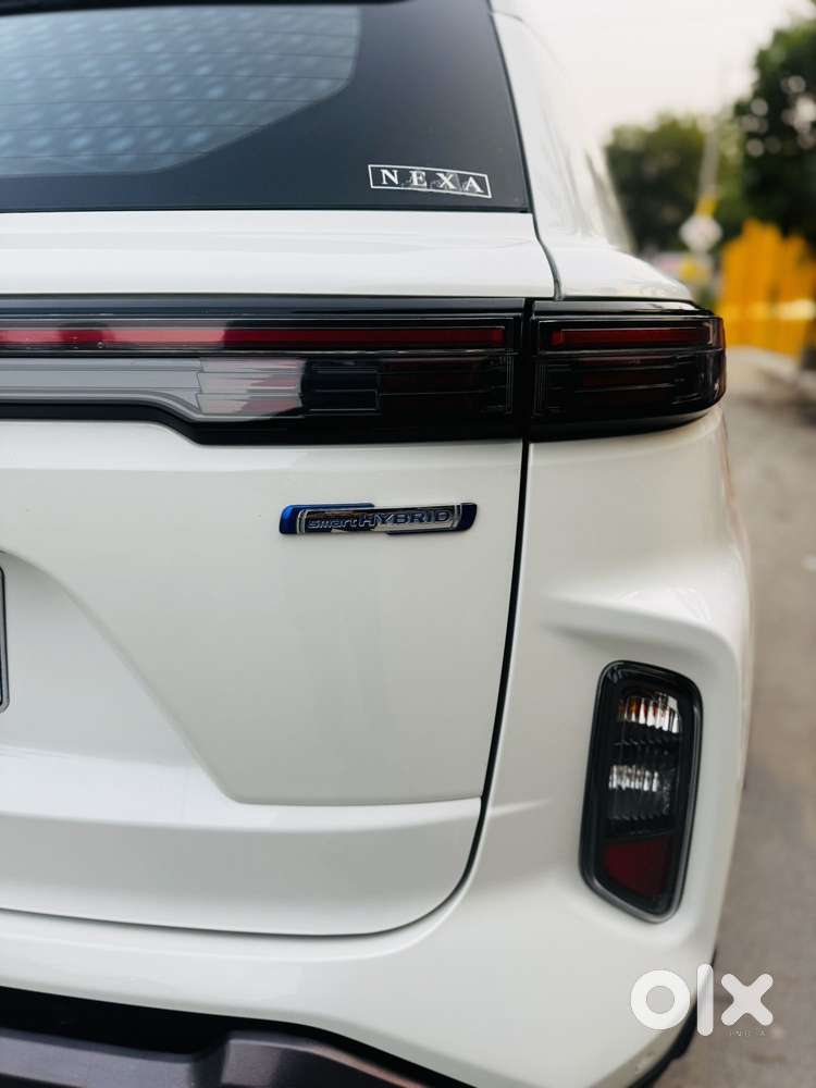 Maruti Suzuki Grand Vitara 1.5 Delta Smart Hybrid At, 2024, Petrol