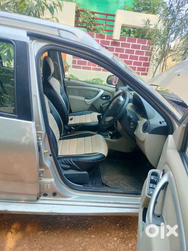 Nissan Terrano 2014 Diesel 100000 Km Driven