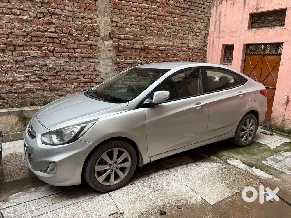 Hyundai Verna Fluidic 2012