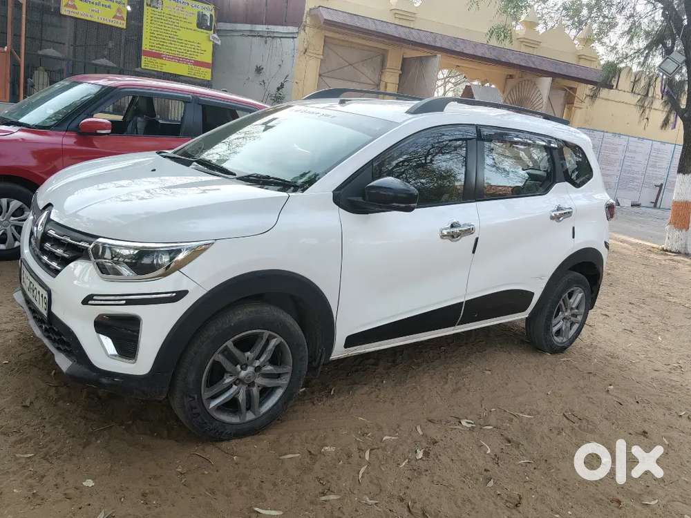 Renault Triber Rxz 2022 Petrol 39000 Km Driven