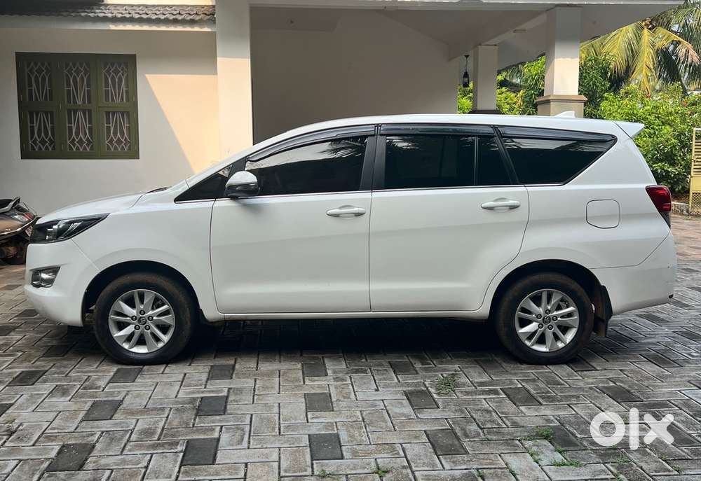 Toyota Innova Crysta 2018