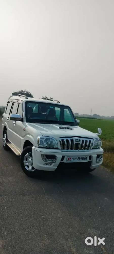 Mahindra Scorpio 2014 Diesel 140000 Km Driven
