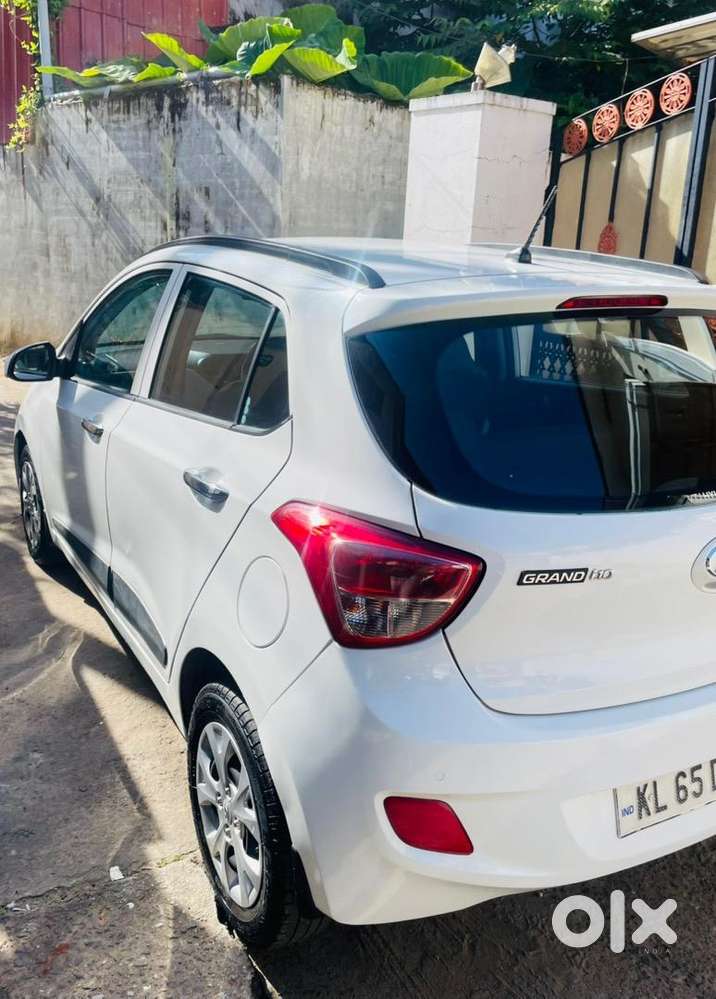 Hyundai Grand I10 2014 Petrol Well Maintained