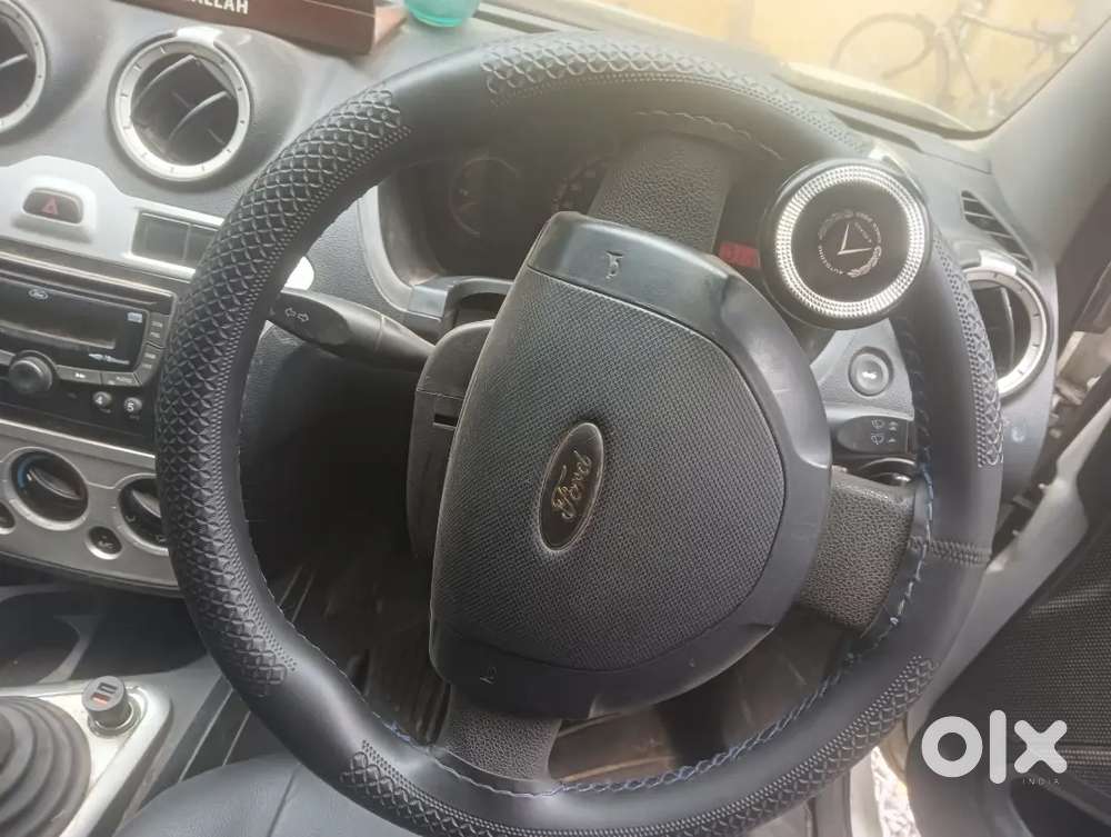 Ford Figo 2013 डीज़ल मैनुअल