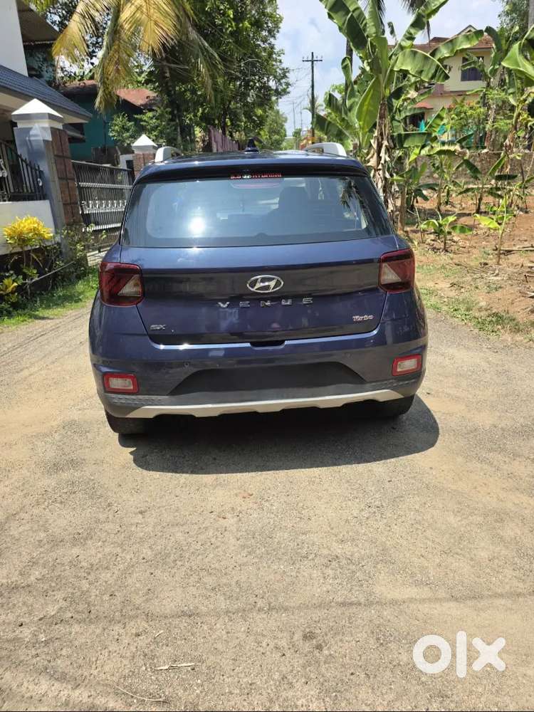 Hyundai Venue 2019 December Petrol Well Maintained 39000 Kms