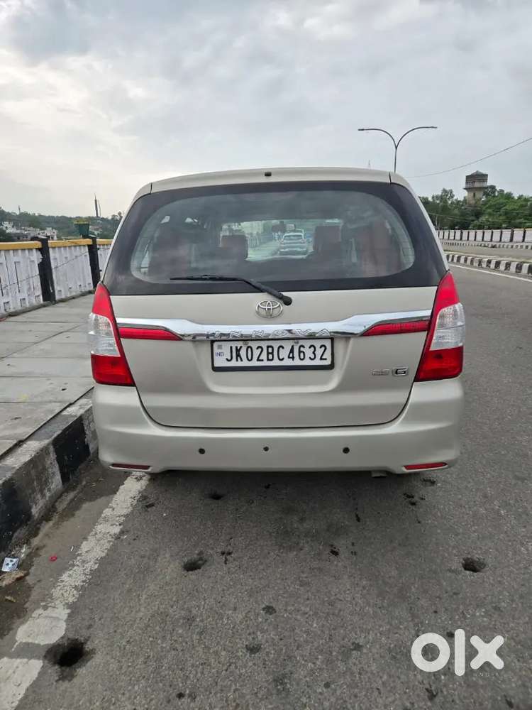 Toyota Innova Diesel Manual 14000 Km 2016