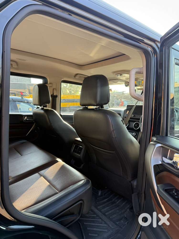 Mahindra Thar Roxx 2025
