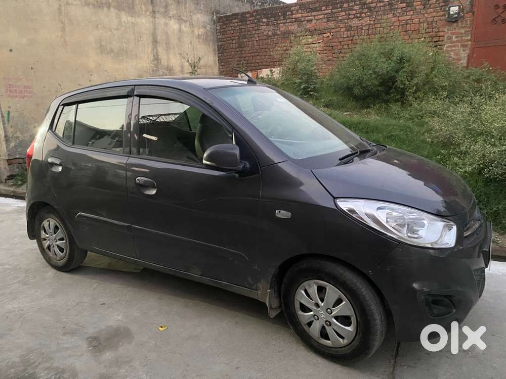 Hyundai I10 Sportz 2012