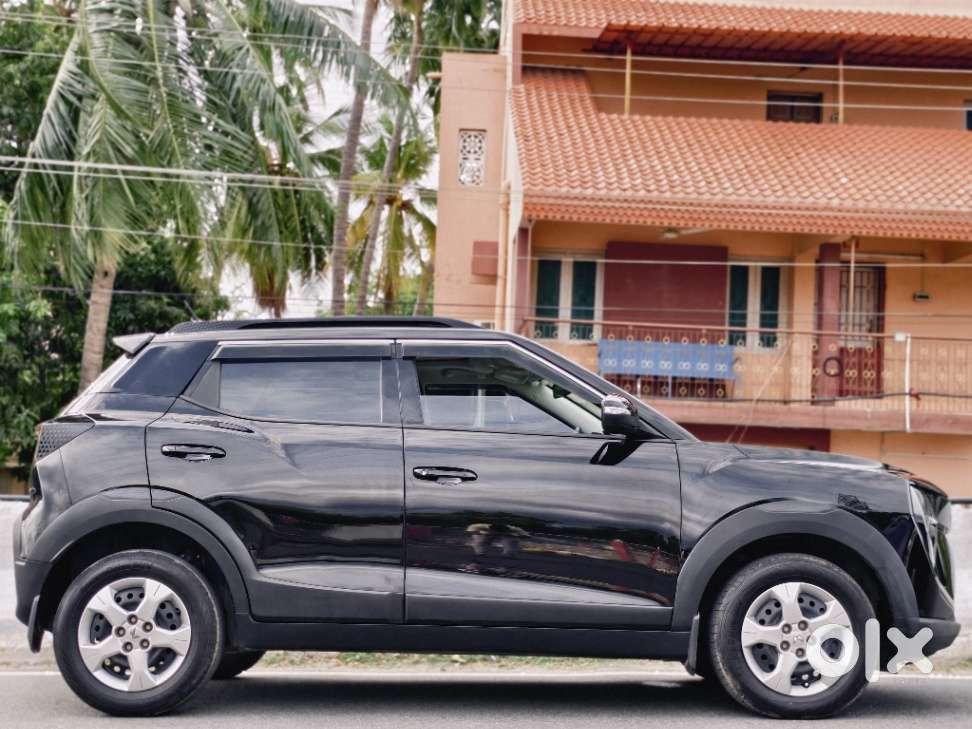 Mahindra Xuv 3xo, 2024, Petrol
