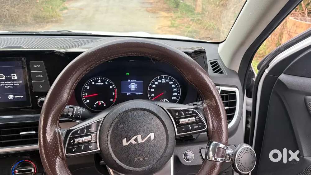 Kia Seltos 2022 Petrol Well Maintained