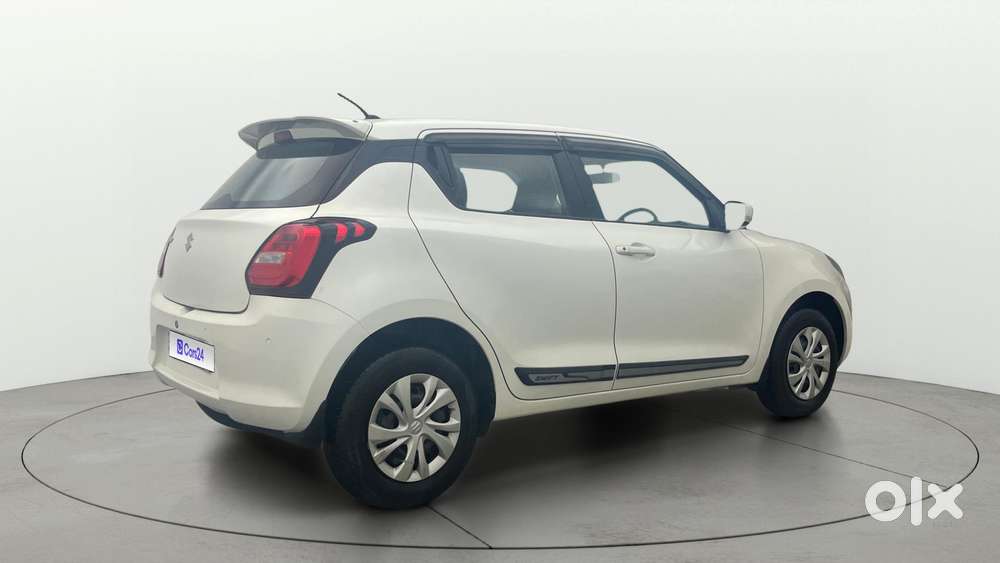 Maruti Suzuki Swift VVT VXI, 2023, Petrol