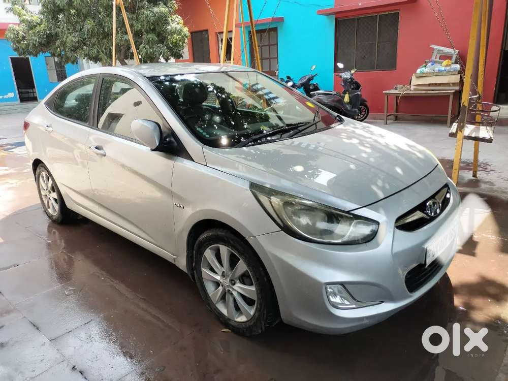 Hyundai Verna 2012