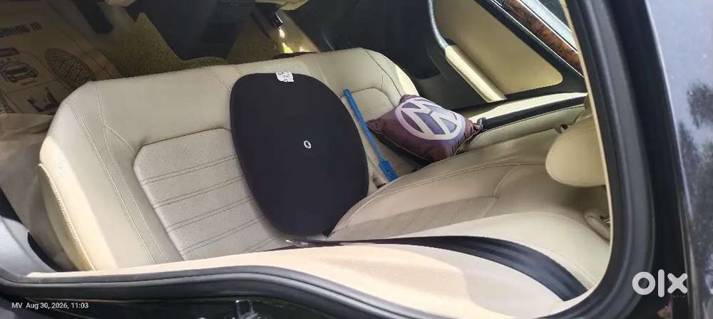 Volkswagen Jetta 2020 Drive,