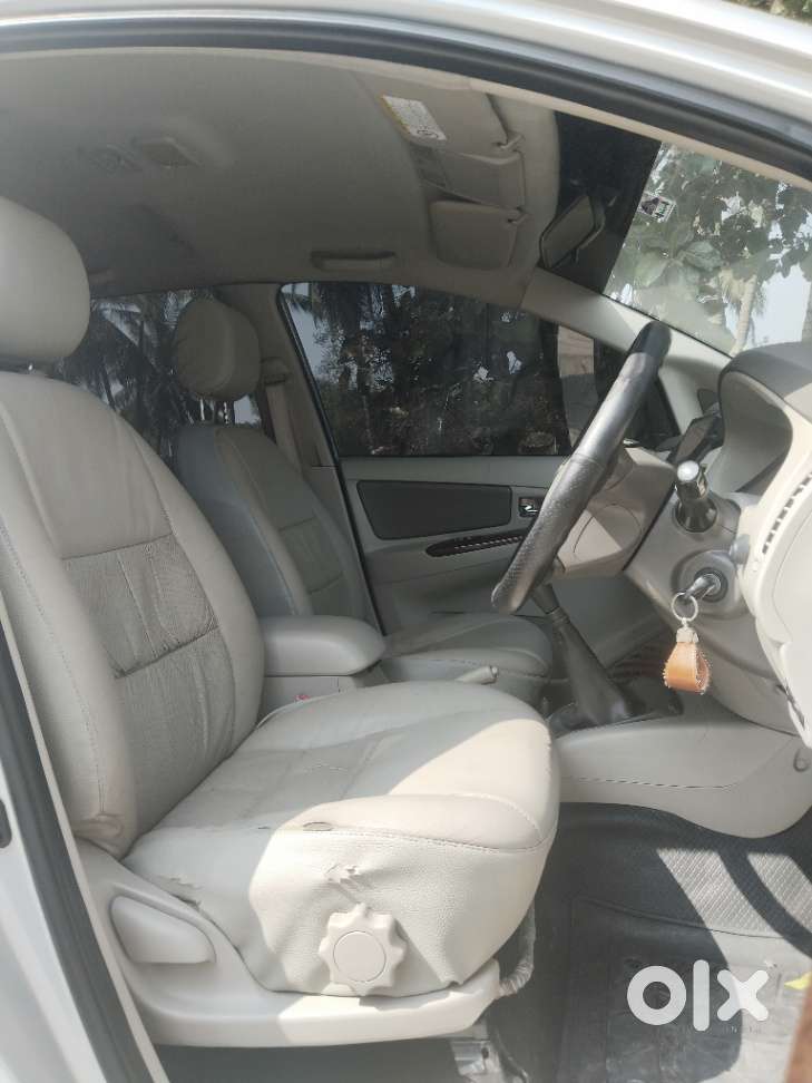 Toyota Innova 2.5 V 7 Str, 2012, Diesel