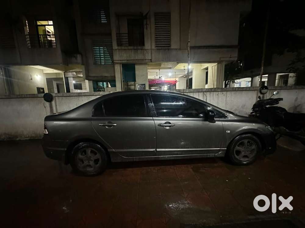 Honda Civic Cng & Hybrids 800000 Km Driven