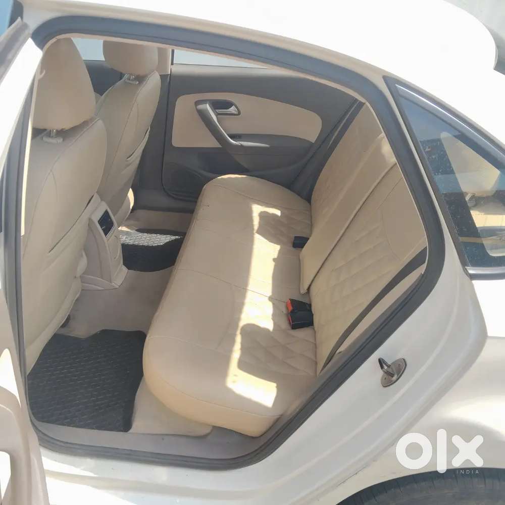 Volkswagen Vento Petrol At 2011 Model