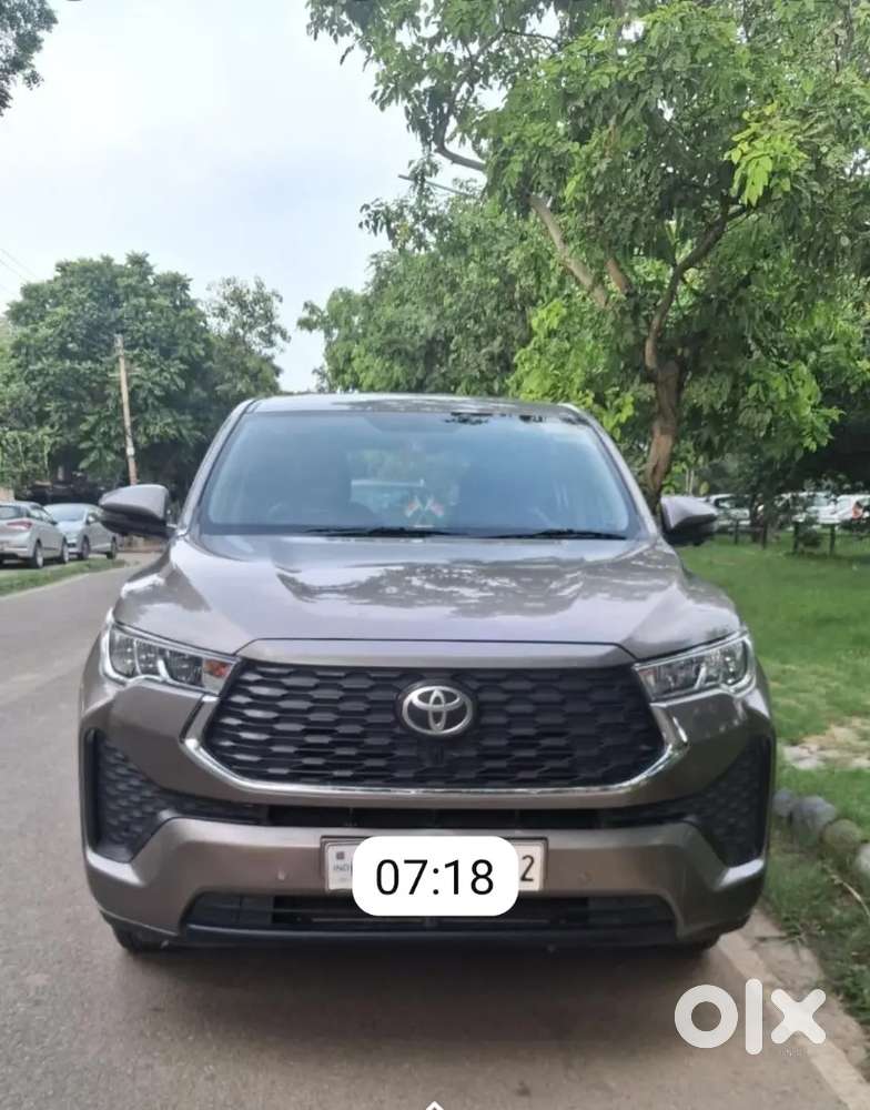 Toyota Innova Hycross Hybrid 2022 With Record