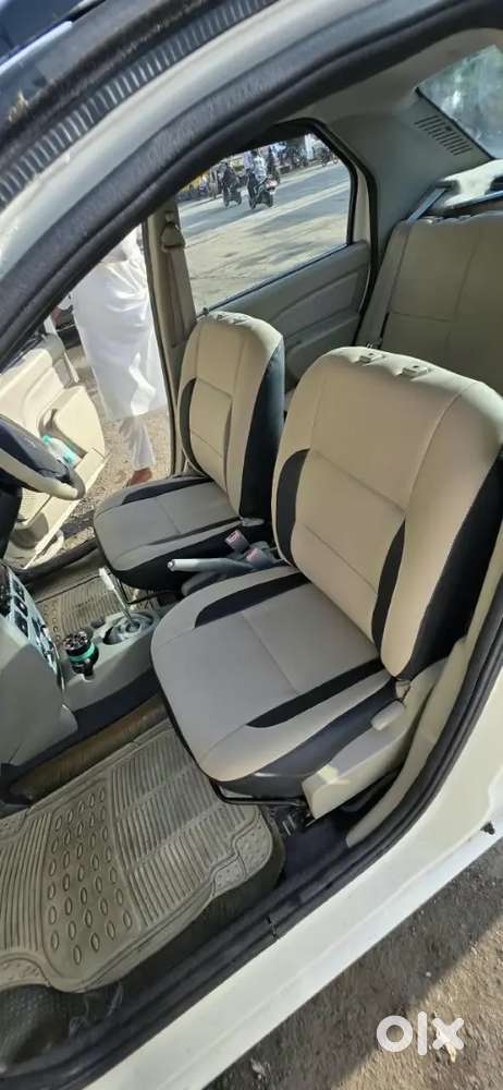 Mahindra Verito 1.4 G4 2012