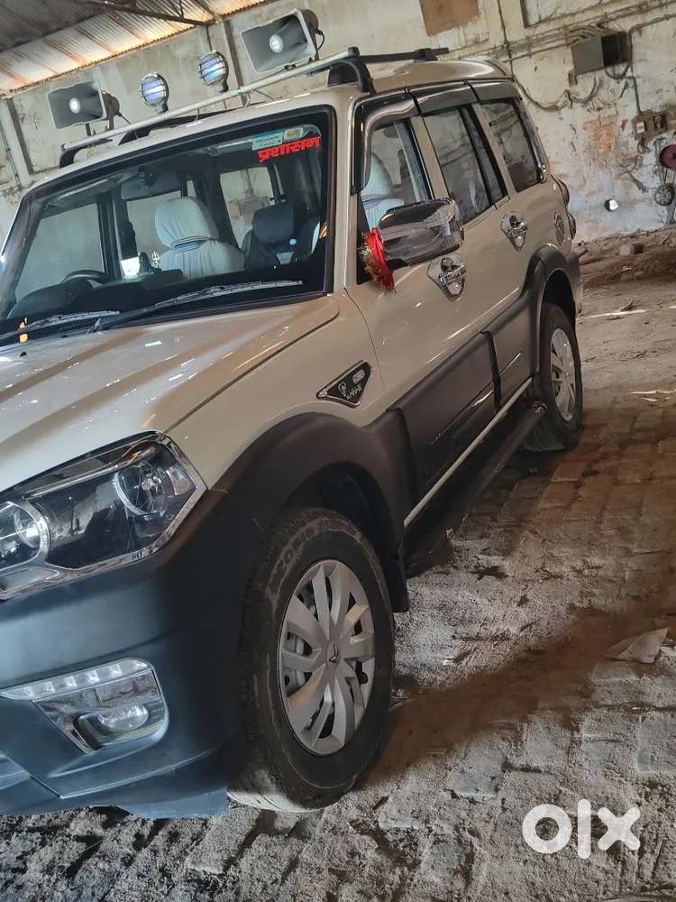 Scorpio Classic S 2024