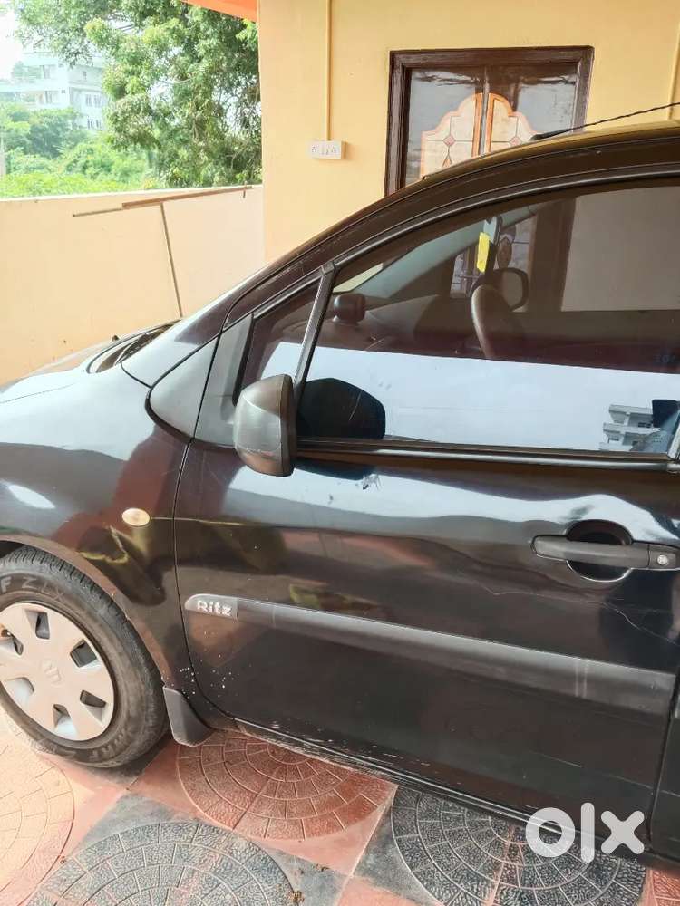 Maruti Suzuki Ritz Vxi 2013