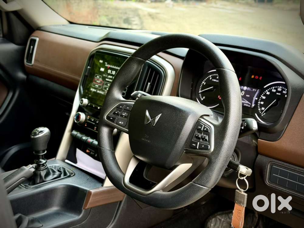 Mahindra Scorpio N Z4 Petrol Mt 7 Str, 2024, Petrol