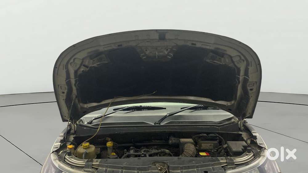 Mahindra Kuv 100 Mfalcon G80 K4, 2016, Petrol