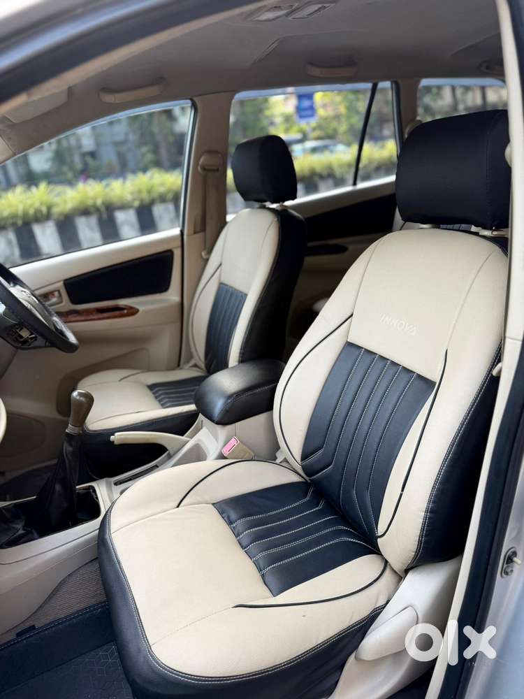 Toyota Innova 2.5 Vx 8 Seater Bs Iv, 2013, Diesel