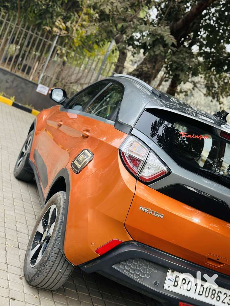 Tata Nexon 1.2 Revotron Xza Plus, 2018, Petrol