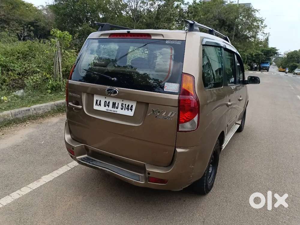 Mahindra Xylo (celebration Edition) Top End Model.
8 Seater