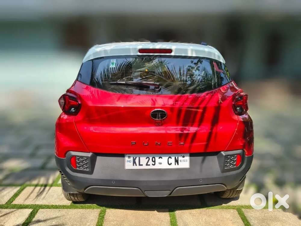 Tata Punch Automatic Top End