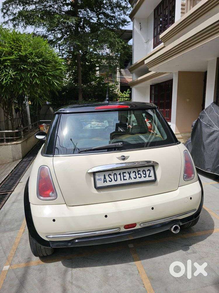 Mini 3 Door, 2010, Petrol
