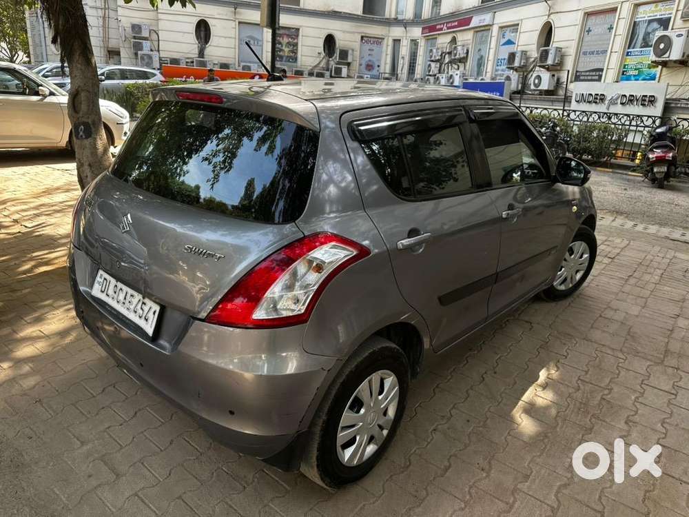 Maruti Suzuki Swift 2015 Petrol 80000 Km Driven