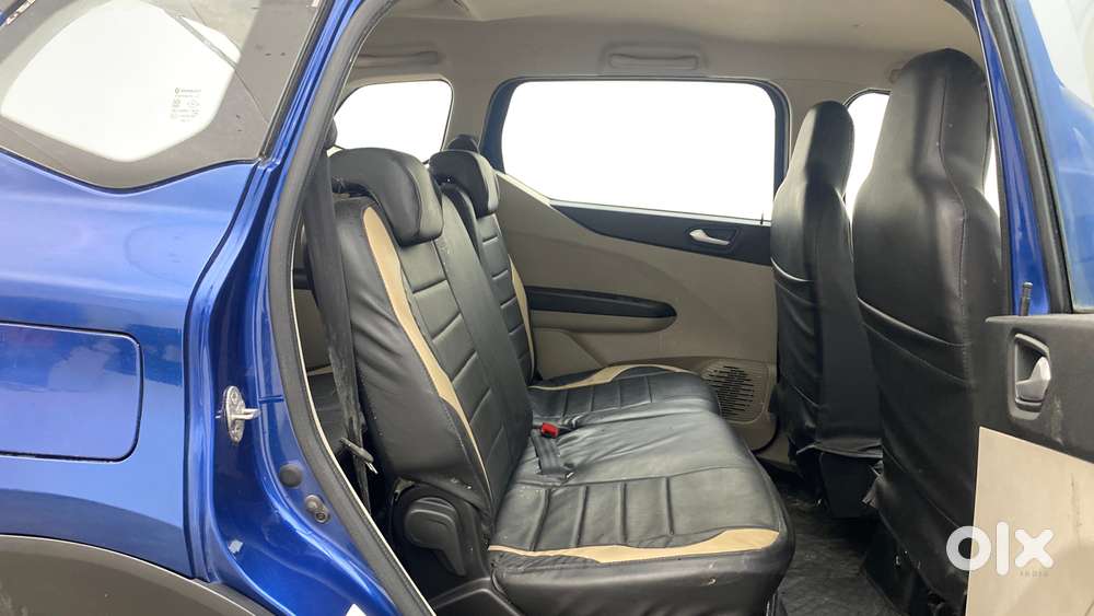 Renault Triber 1.0 Rxz Dual Tone, 2021, Petrol